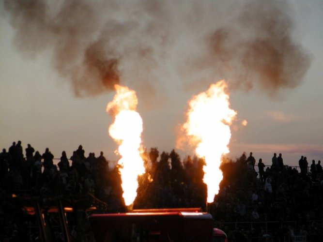 les shockley jet truck 2 5.15.04.jpg