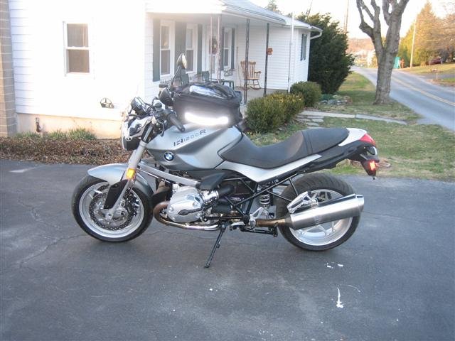 R1200R 001 (Small).jpg