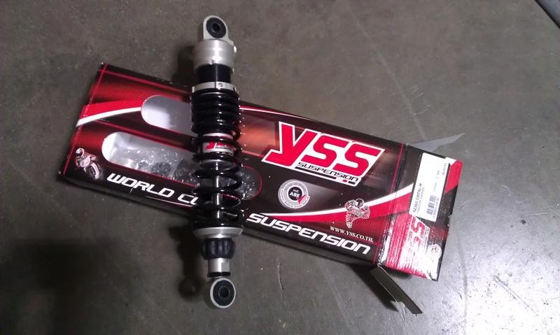 05-23-12_1 YSS Shocks.jpg