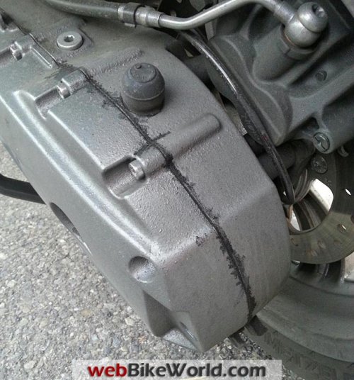 bmw-scooter-final-drive-oil-leak.jpg