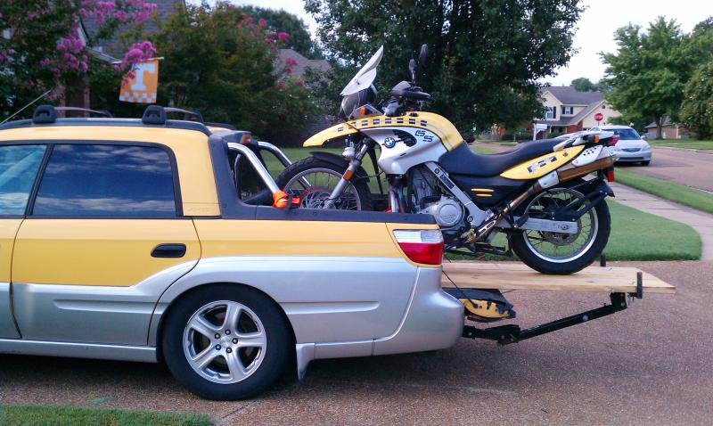 2003 BMW 650GS loaded on a Subaru Baja (1).jpg