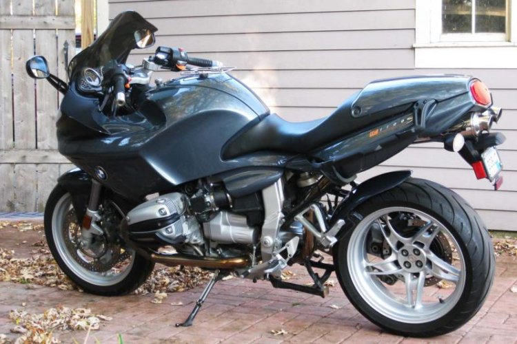 2002 R1100S.jpg