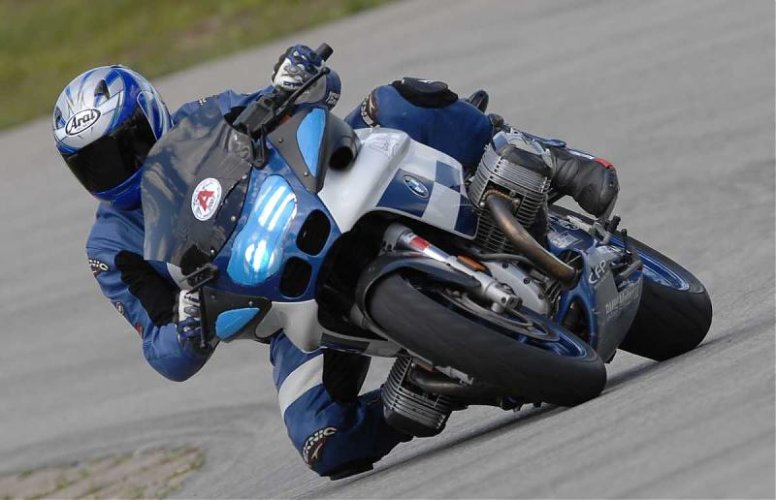 RB7_8165 1200x700.jpg