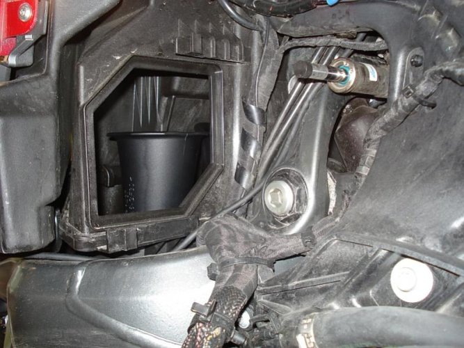 19 air box.jpg