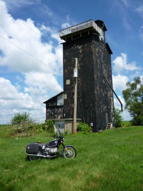 old elevator--small-1.jpg