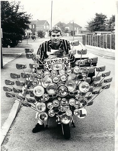 motorcycle,funny,vintage,b,w,bike,lights-11ec8e2f44b789fba26760f18b94eb11_h.jpg