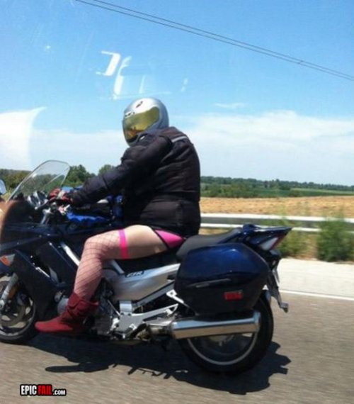 fashion-failing-on-motorcycle.jpg