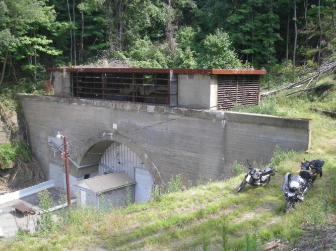 old.PA.turnpike.tunnel.jpg