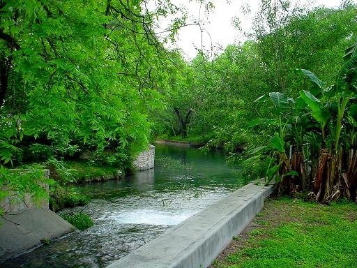 Ft Clark spring viaduct to Las Moras Creek a.JPG