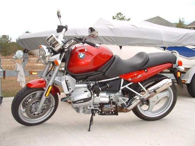 bmw r1100r small.jpg