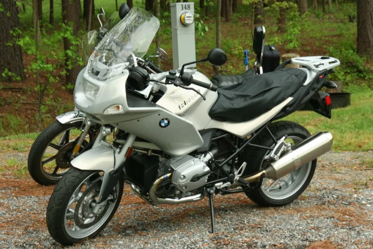 R1200RRSFairing1sm.jpg