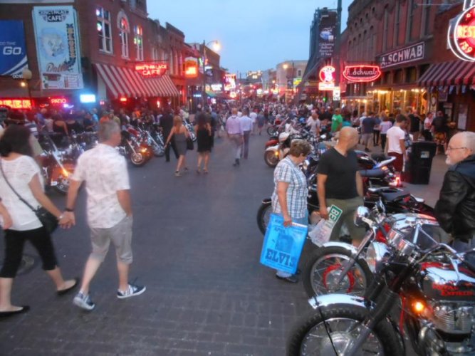 Beale  Sreet 07-16-14 031.jpg