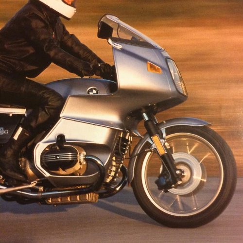 1977_bmw_r100rs_detail_screen.jpg