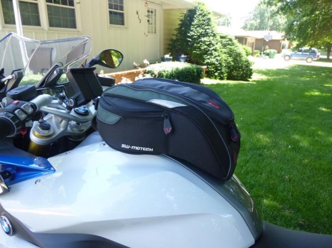 Tank bag for 2017 R1200RT information wanted BMW MOA