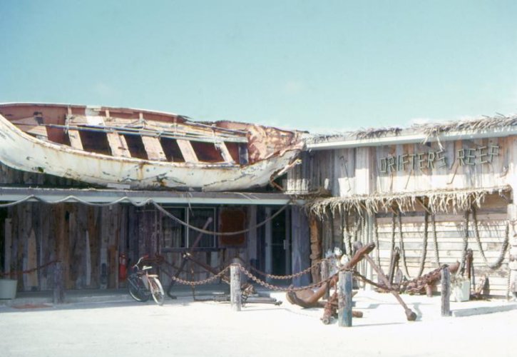 29 Drifters Reef Bar Wake Island Jan 1973 LR.jpg