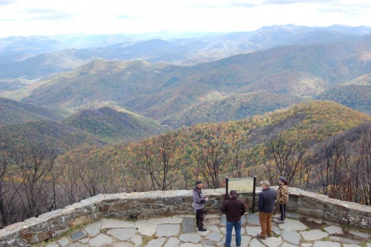 RideOfDiscovery_BlueRidgeMtns_WayahBaldLookout_20171025_019.jpg