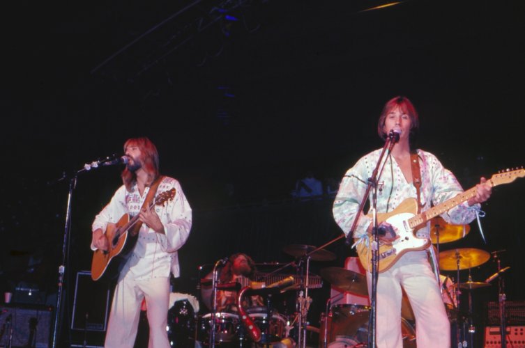 11 Concert Loggins and Messina Columbus OH Oct 1975 LR.jpg