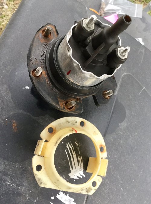 dirtypump2.jpg dirtypump2.jpg