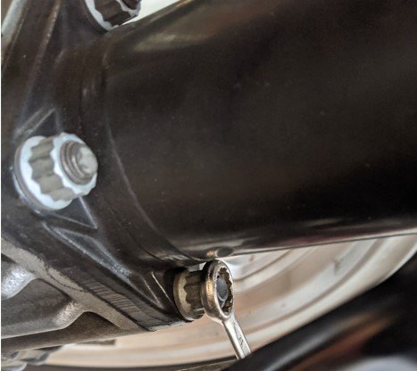 Final Drive Nut and Box Wrench.jpg