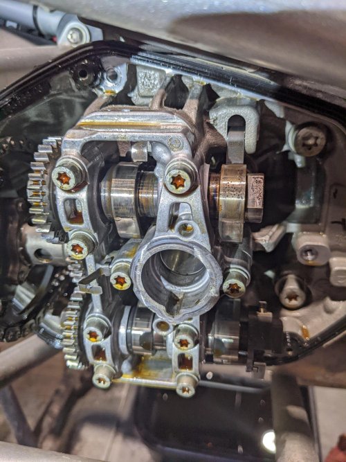 Rust on Cam Lobes (1).jpg