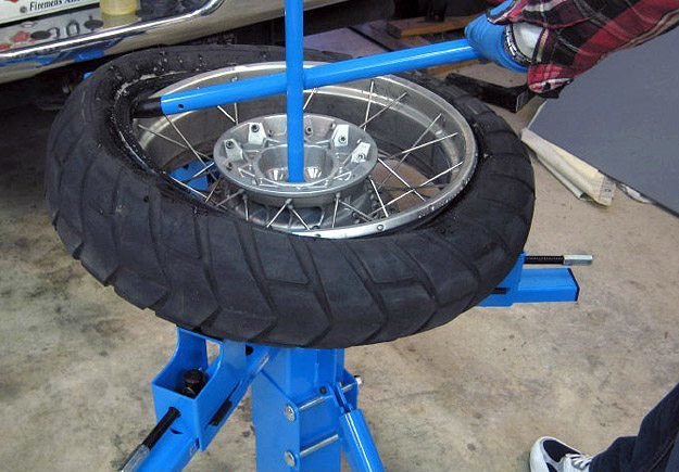 tirechanger2.jpg