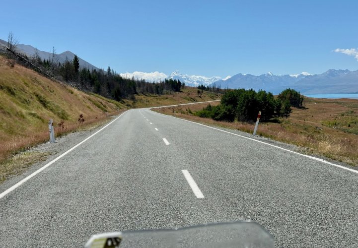 Mt-Cook-Hwy.jpeg