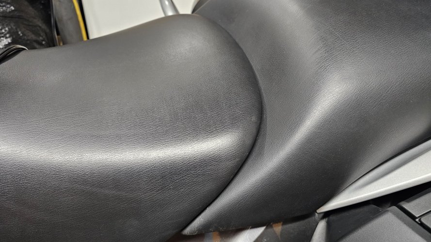 seat.jpg seat.jpg
