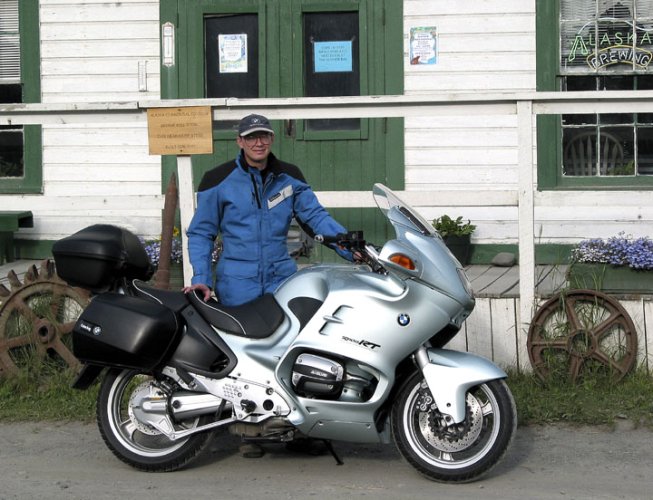 IMG_2159 Gary & R1100RT in Hope AK.jpg